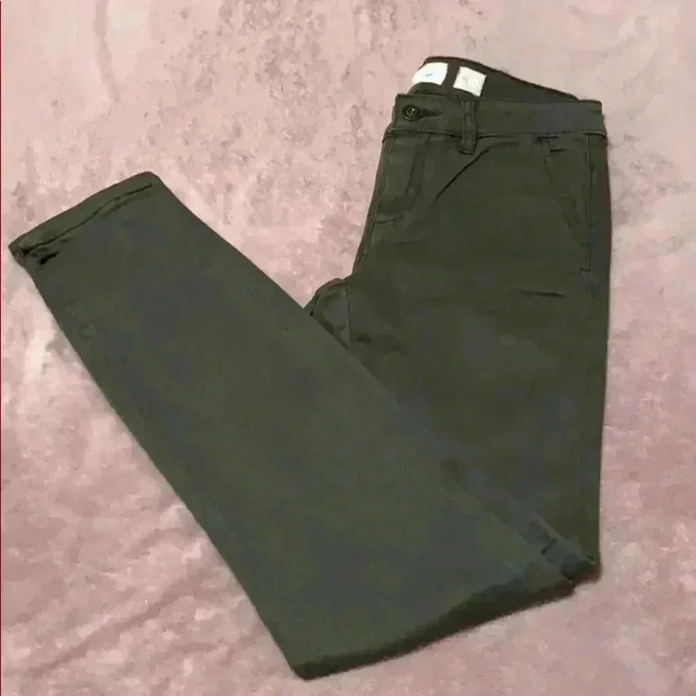 Anthropologie women’s pants.